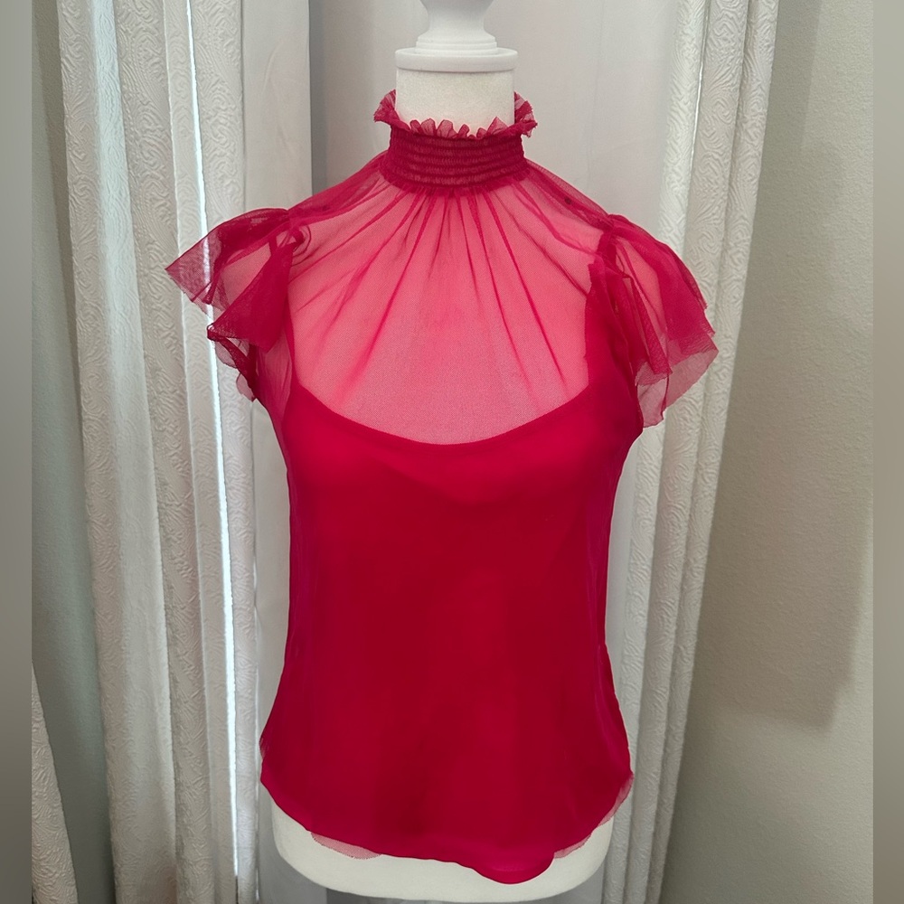 1 state sheer hot pink shirt and liner. Size XS.